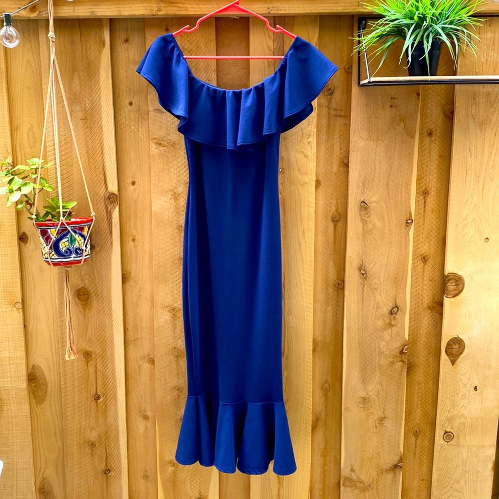 Royal Blue, off the shoulder trumpet form fitting dress, small
